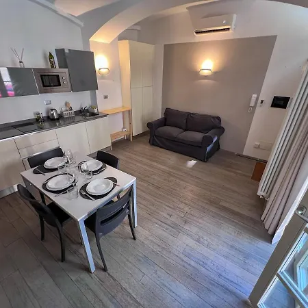 Apartment Porta Nuova Living- A Few Steps From The Porta Nuova Station Turin