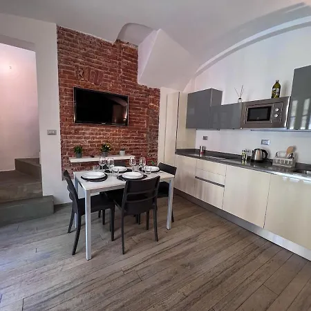 Apartamento Porta Nuova Living- A Few Steps From The Porta Nuova Station Turín